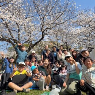 本日は花見🌸
夏のような暑い日でしたが、みんなで楽しくお花見ができて、とってもハッピーな時間を過ごせました🤗

@wisteria_choir
#大分市民合唱団
#ウイステリア・コール
#合唱 #大分市 #花見
団員募集中
大分 習い事
新年度 練習見学